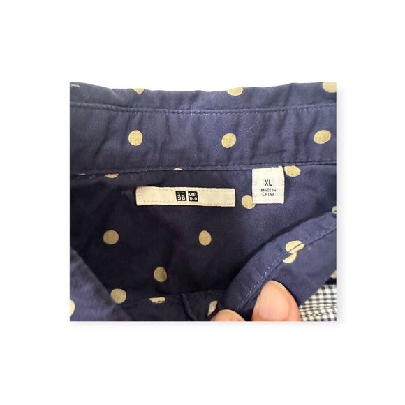A set of 2 Uniqlo  Cotton Shirts,  Size XL, Blue dots, Black/white Gingham Check - Picture 16 of 16